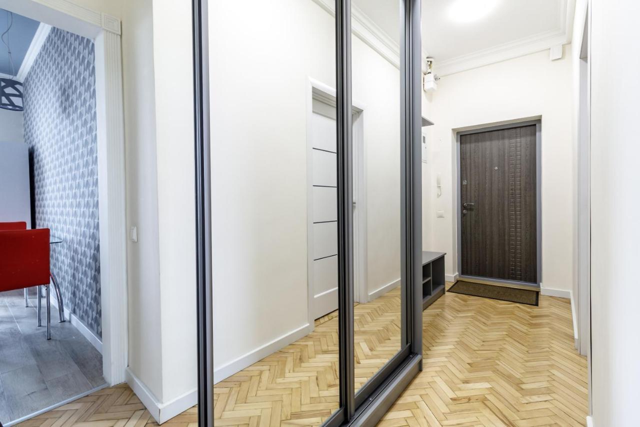 Inshiapartments On Liberty Avenue Лвив Екстериор снимка