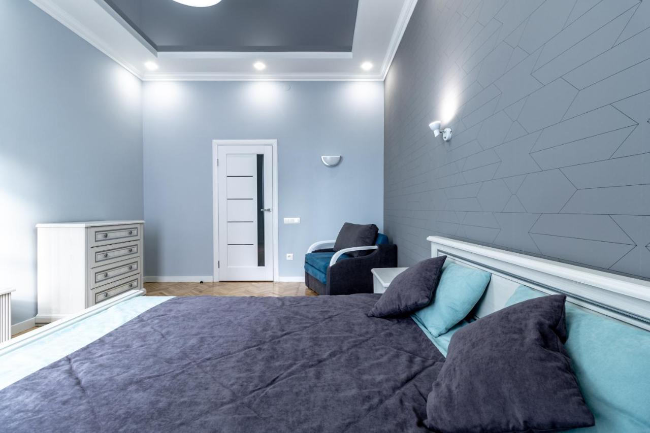 Inshiapartments On Liberty Avenue Лвив Екстериор снимка