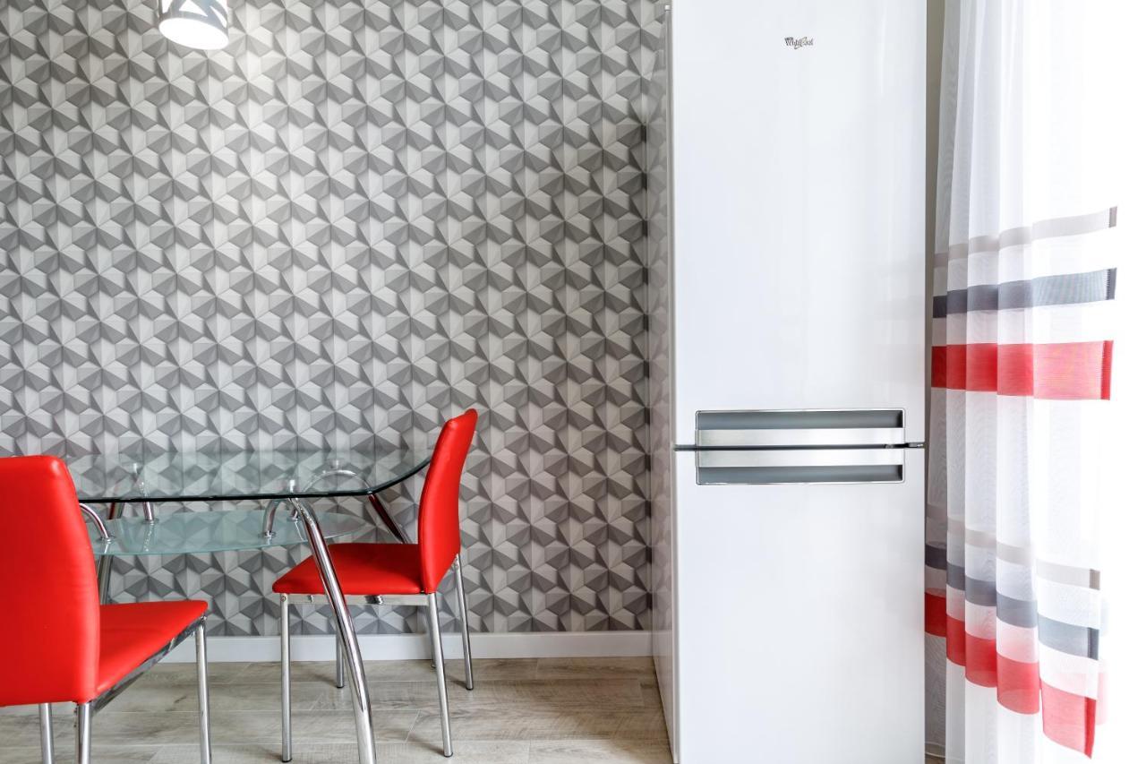 Inshiapartments On Liberty Avenue Лвив Екстериор снимка